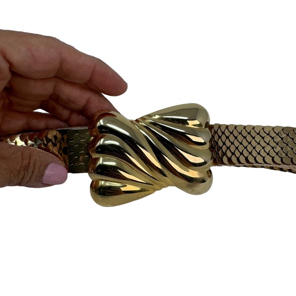 Vintage Women's 70's Glam Gold Serpentine Fish Scale‎ Snake Stretch Belt - Picture 2 of 7